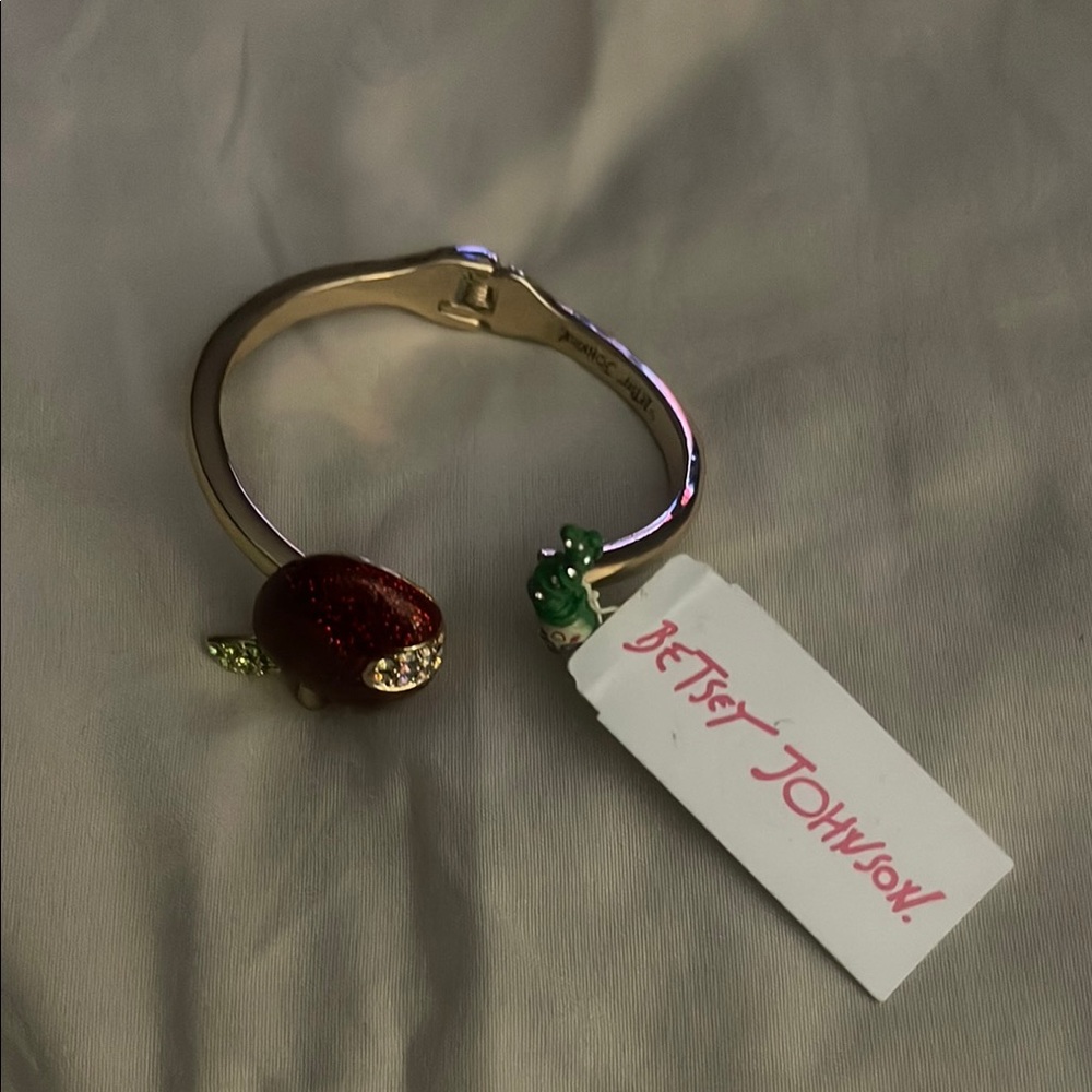 Betsey Johnson Red and Green Brooch with Vintage Charm - Picture 2 of 4